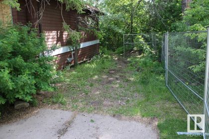 Photo 3 at 9109 98 Street NW, Mill Creek Ravine South, Edmonton