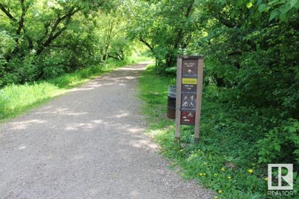 Photo 7 at 9109 98 Street NW, Mill Creek Ravine South, Edmonton