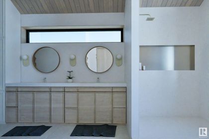 Photo 14 at 10720 57 Avenue NW, Pleasantview, Edmonton