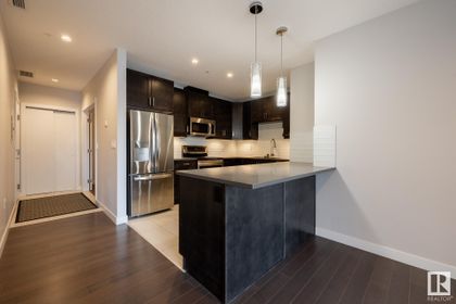 Photo 10 at 609 - 10238 103 Street NW, Downtown, Edmonton