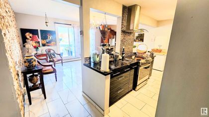 Photo 6 at 308 - 3720 118 Avenue NW, Beacon Heights, Edmonton