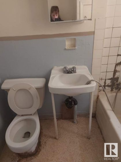 Photo 7 at 11206 85 Street NW, Parkdale, Edmonton