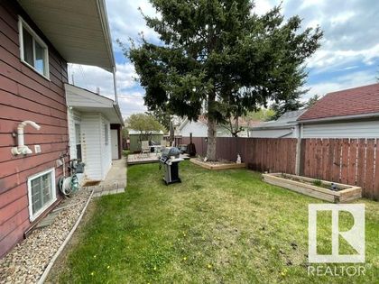 Photo 35 at 14617 106 Avenue NW, Grovenor, Edmonton