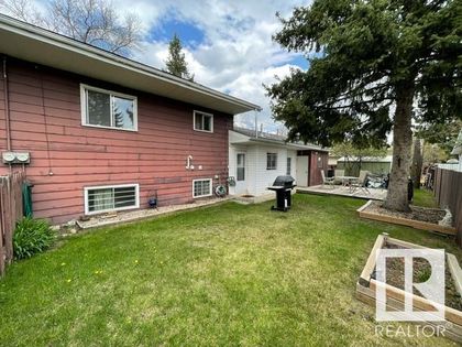 Photo 36 at 14617 106 Avenue NW, Grovenor, Edmonton