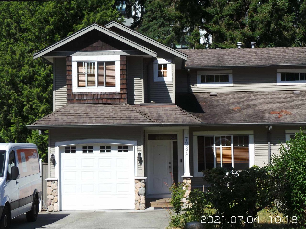 Photo 1 at 728A Dogwood Street, Coquitlam West, Coquitlam