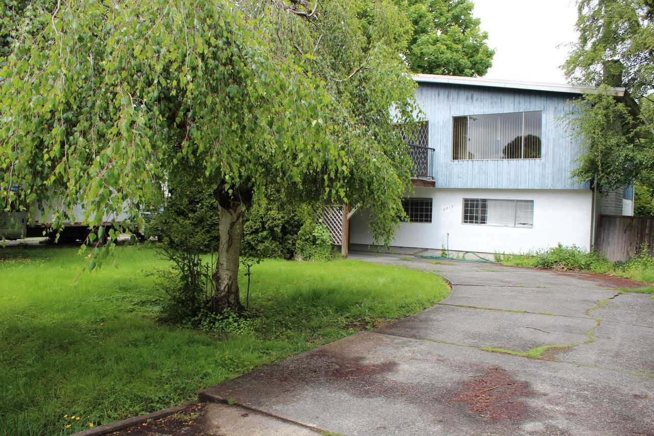8815 Cook Crescent, Brighouse, Richmond  by Adil Dinani Real Estate Advisor 8815 Cook Crescent, Brighouse, Richmond
