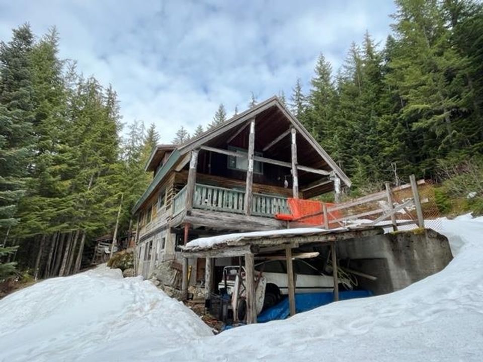 Photo 12 at 2501 Gondola Way, Whistler Creek, Whistler