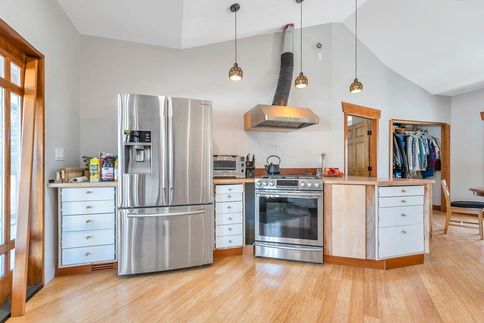 Photo 11 at 857 Bradner Road, Aberdeen, Abbotsford