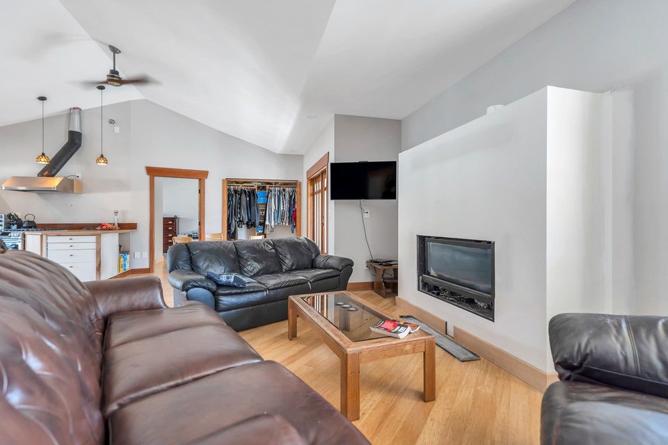 Photo 18 at 857 Bradner Road, Aberdeen, Abbotsford