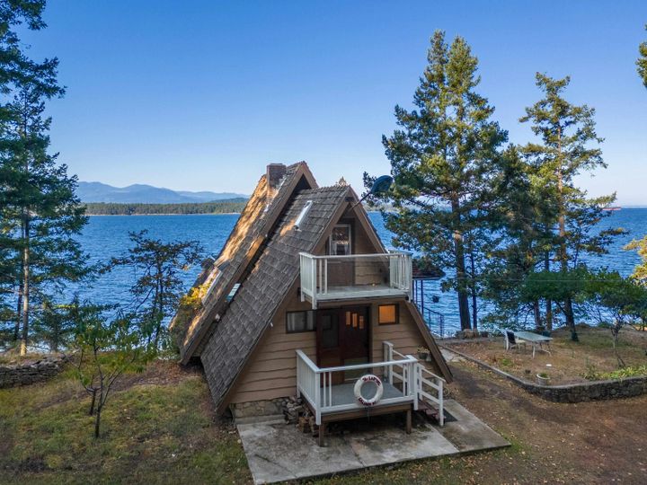 Photo 7 at 315 Deacon Lane, Galiano Island, Islands-Van. & Gulf