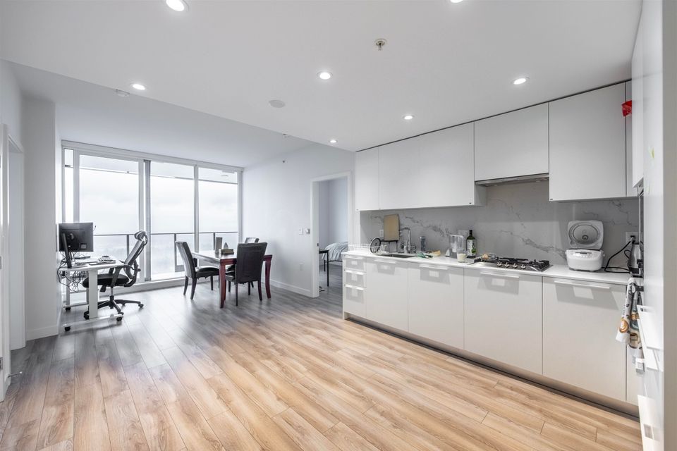 Photo 12 at 2108 - 6699 Dunblane Avenue, Metrotown, Burnaby South