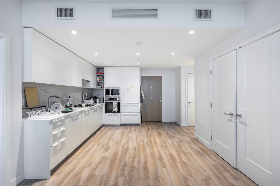 Photo 17 at 2108 - 6699 Dunblane Avenue, Metrotown, Burnaby South