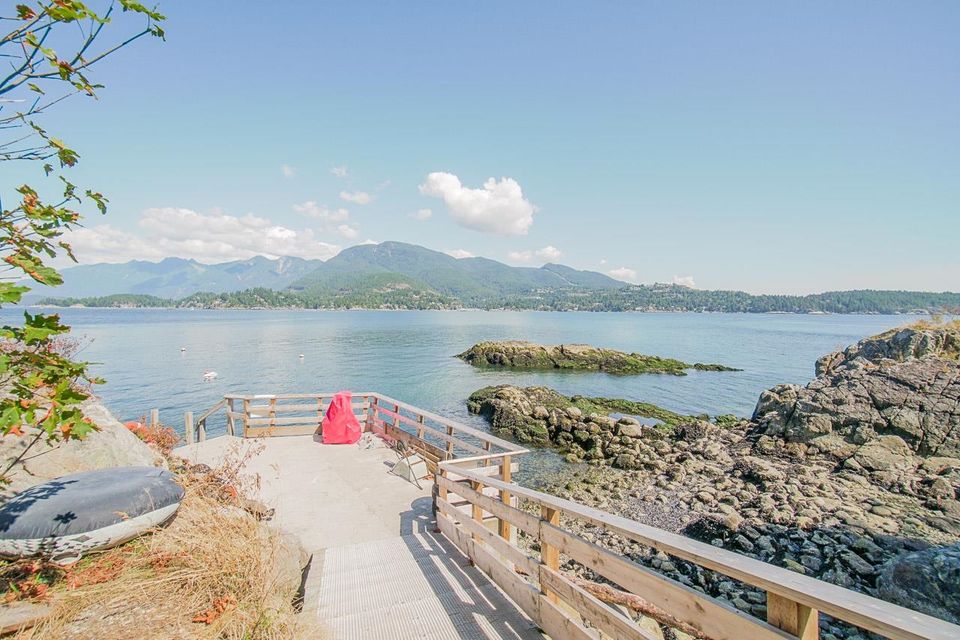 Photo 13 at 16 Passage Island, Passage Island, West Vancouver Photo 13 at 16 Passage Island, Passage Island, West Vancouver