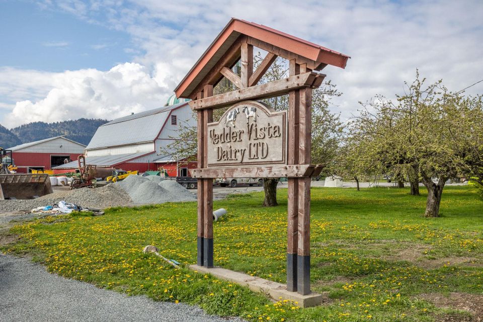 Photo 17 at 39464 Wells Line Road, Sumas Prairie, Abbotsford