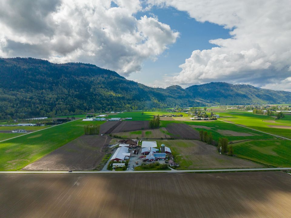 Photo 25 at 39464 Wells Line Road, Sumas Prairie, Abbotsford Photo 25 at 39464 Wells Line Road, Sumas Prairie, Abbotsford