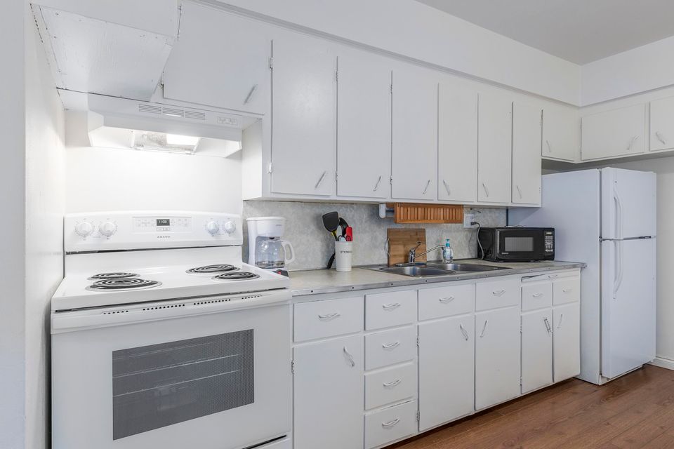 Photo 7 at 1605 E 8th Avenue, Grandview Woodland, Vancouver East