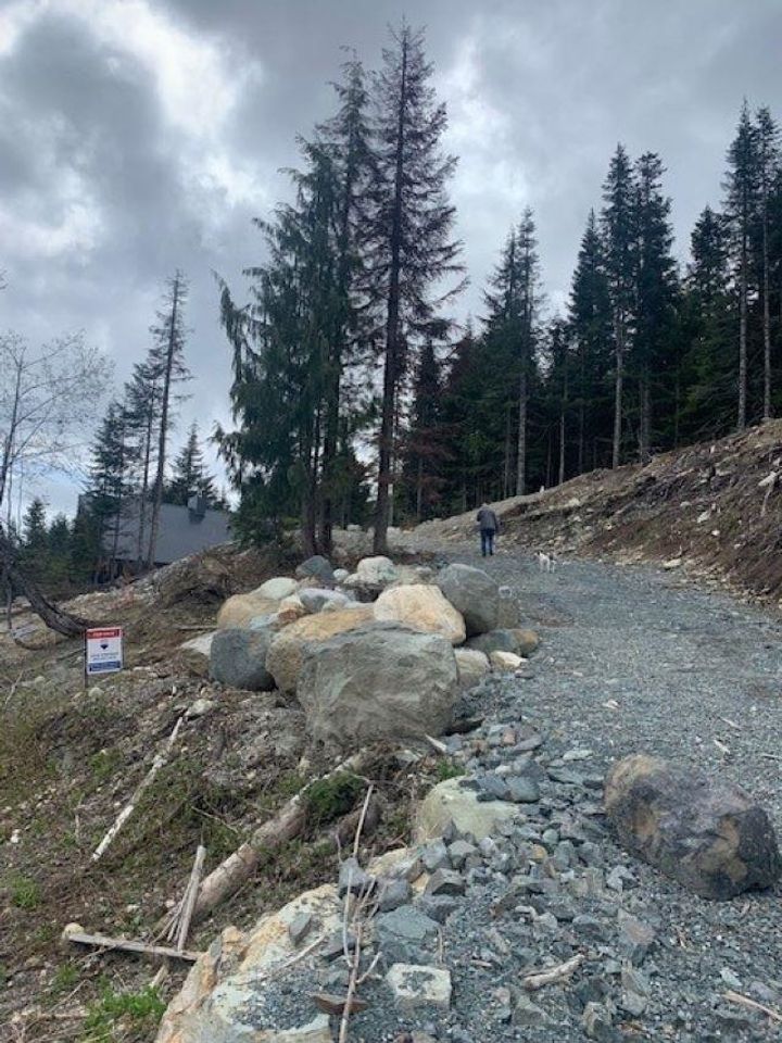 Photo 5 at 20579 Edelweiss Drive, Hemlock, Mission Photo 5 at 20579 Edelweiss Drive, Hemlock, Mission