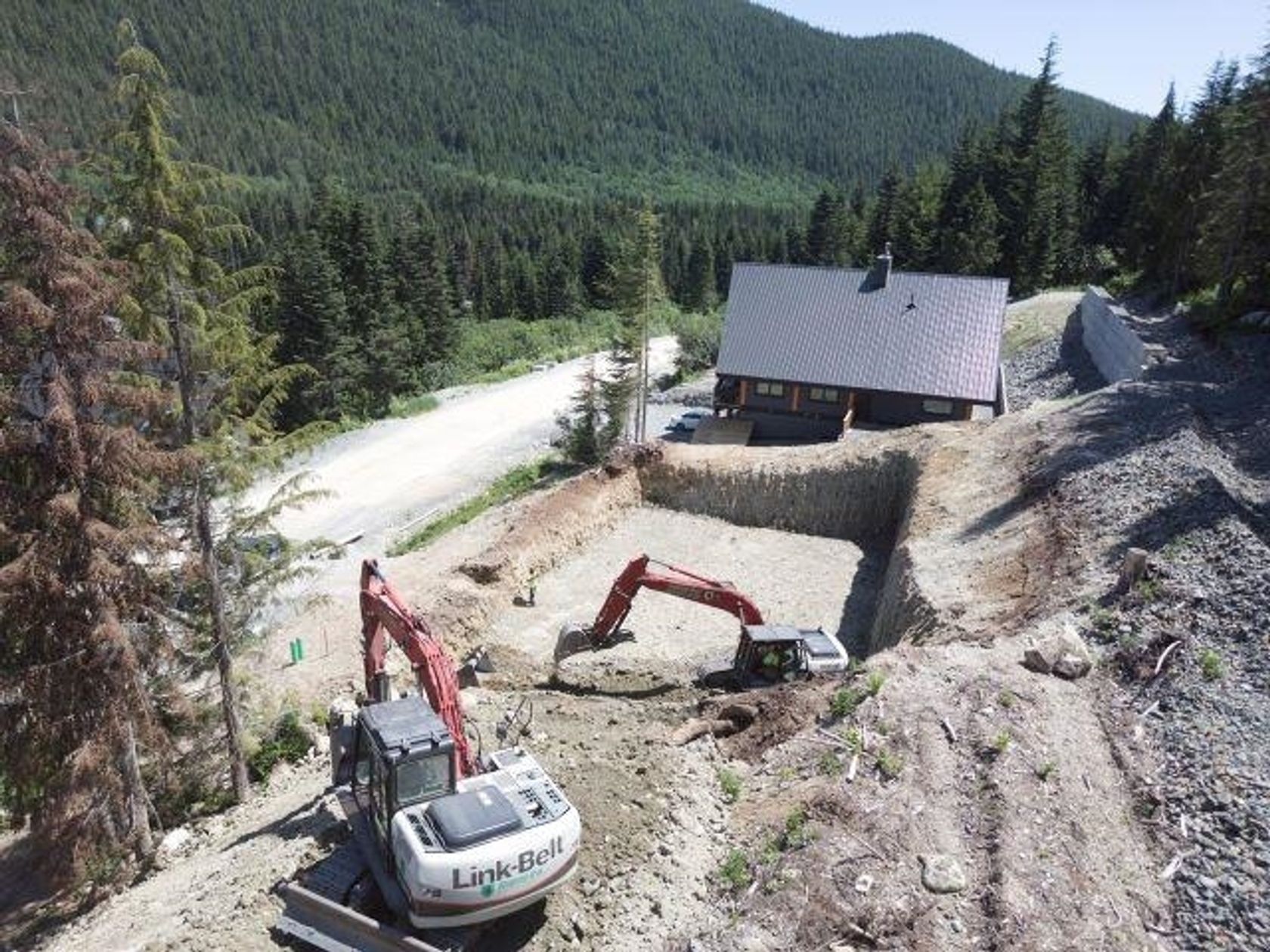 Photo 8 at 20579 Edelweiss Drive, Hemlock, Mission Photo 8 at 20579 Edelweiss Drive, Hemlock, Mission