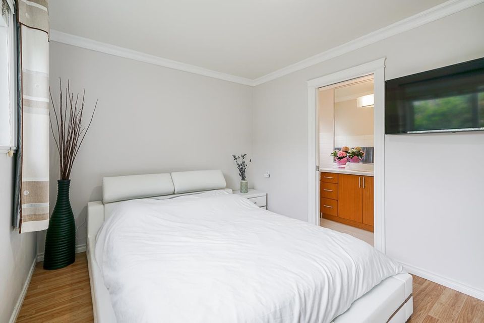 Photo 13 at 6025 Dickens Street, Upper Deer Lake, Burnaby South