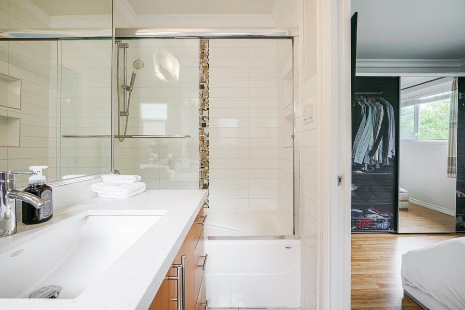 Photo 15 at 6025 Dickens Street, Upper Deer Lake, Burnaby South