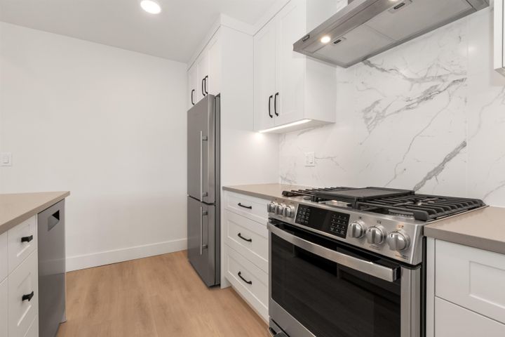 Photo 21 at 205 - 120 Esplanade Avenue, Harrison Hot Springs, Harrison Lake Photo 21 at 205 - 120 Esplanade Avenue, Harrison Hot Springs, Harrison Lake