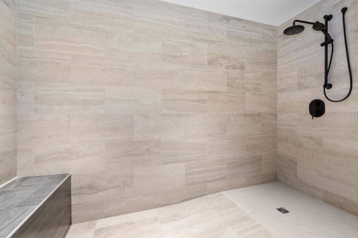 Photo 14 at 507 - 120 Esplanade Avenue, Harrison Hot Springs, Harrison Lake Photo 14 at 507 - 120 Esplanade Avenue, Harrison Hot Springs, Harrison Lake