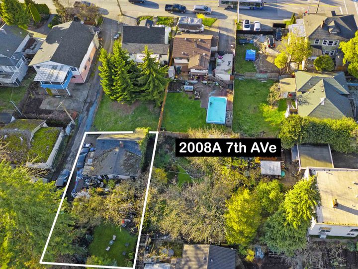 Photo 2 at 2008A Seventh Avenue, Connaught Heights, New Westminster Photo 2 at 2008A Seventh Avenue, Connaught Heights, New Westminster