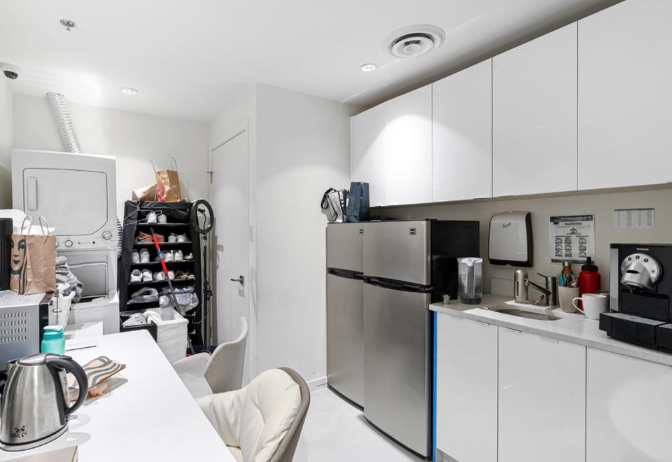 Photo 5 at 115 - 5580 No. 3 Road, Brighouse, Richmond