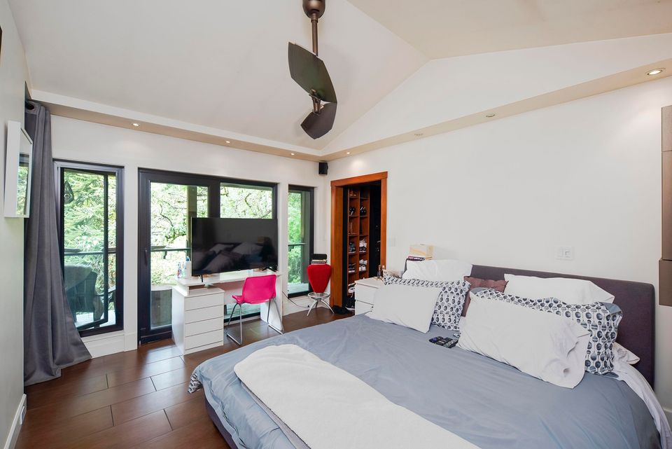 Photo 13 at 14275 28 Avenue, Elgin Chantrell, South Surrey White Rock