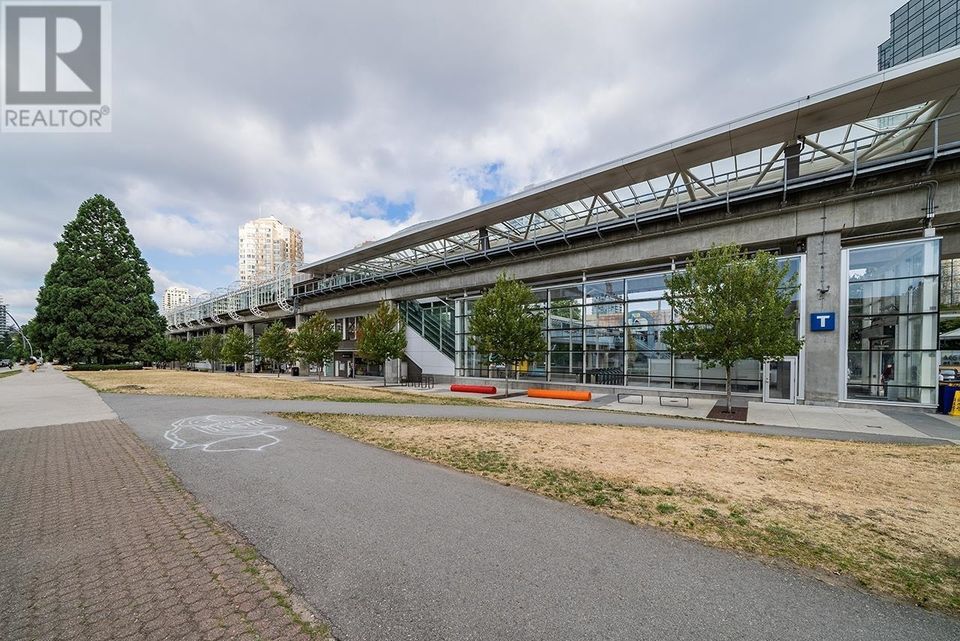 Photo 18 at 5803 - 6461 Telford Avenue, Metrotown, Burnaby South Photo 18 at 5803 - 6461 Telford Avenue, Metrotown, Burnaby South