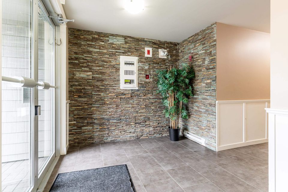 Photo 22 at 304 - 22858 Lougheed Highway, East Central, Maple Ridge