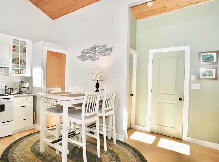 Photo 10 at 362 Barque Road, Mayne Island, Islands-Van. & Gulf