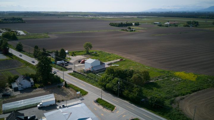 Photo 12 at 9727 Ladner Trunk Road, East Delta, Ladner Photo 12 at 9727 Ladner Trunk Road, East Delta, Ladner