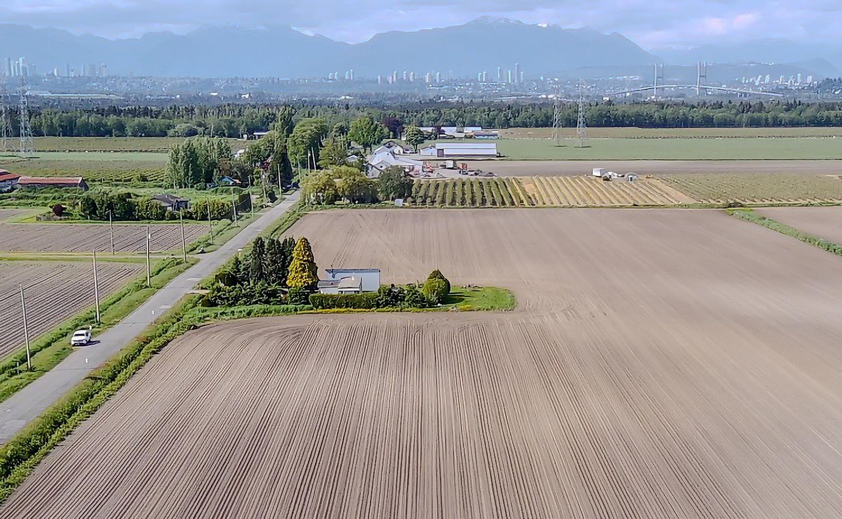 Photo 17 at 9727 Ladner Trunk Road, East Delta, Ladner Photo 17 at 9727 Ladner Trunk Road, East Delta, Ladner