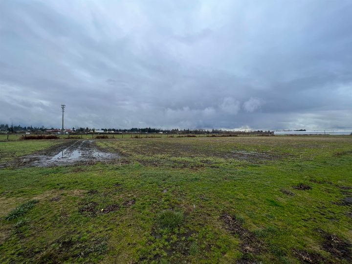 Photo 3 at 12957 210 Street, Northwest Maple Ridge, Maple Ridge