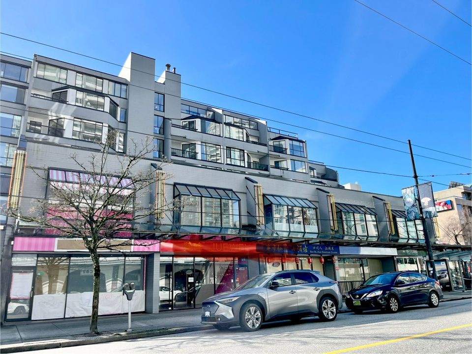 Photo 2 at 1290 Robson Street, West End VW, Vancouver West