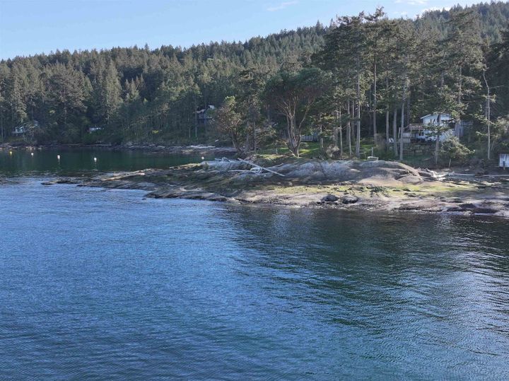 Photo 1 at 579 Bayview Drive, Mayne Island, Islands-Van. & Gulf