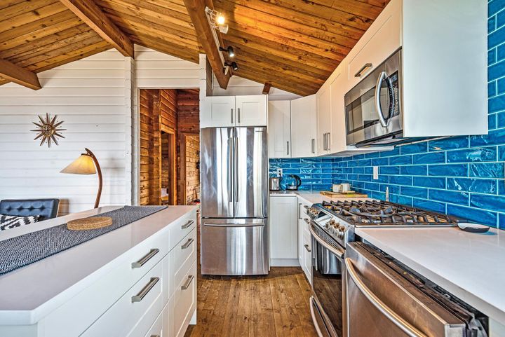 Photo 18 at 579 Bayview Drive, Mayne Island, Islands-Van. & Gulf