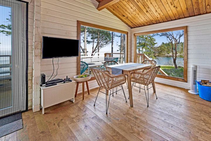 Photo 20 at 579 Bayview Drive, Mayne Island, Islands-Van. & Gulf