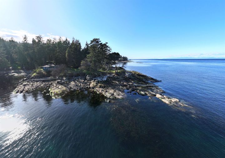 Photo 35 at 579 Bayview Drive, Mayne Island, Islands-Van. & Gulf