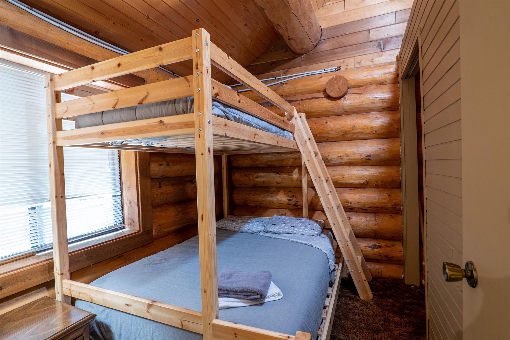 Photo 9 at 4 - 20649 Edelweiss Drive, Hemlock, Mission Photo 9 at 4 - 20649 Edelweiss Drive, Hemlock, Mission