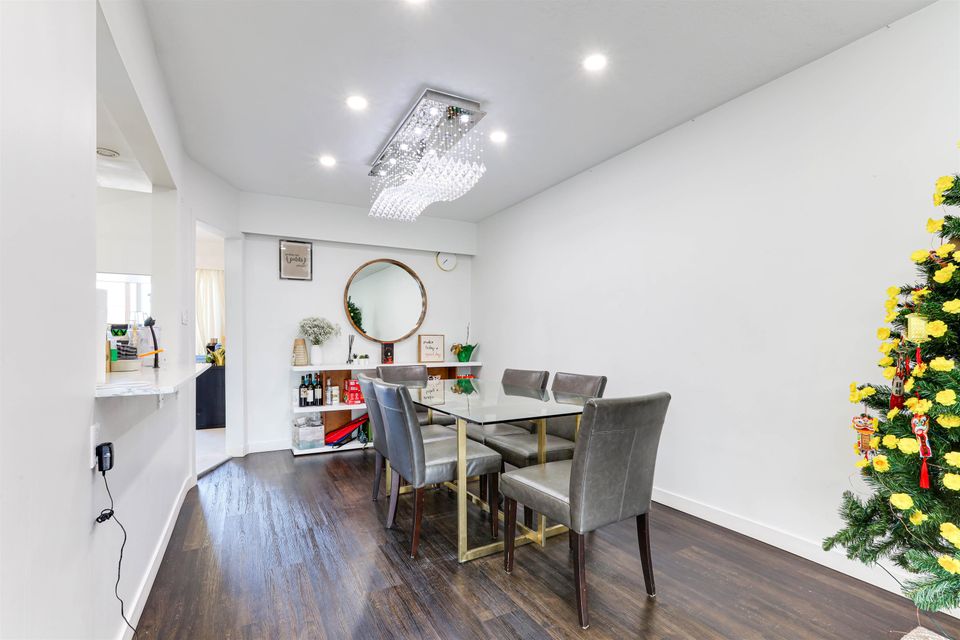 Photo 8 at 2611 E 48th Avenue, Killarney VE, Vancouver East