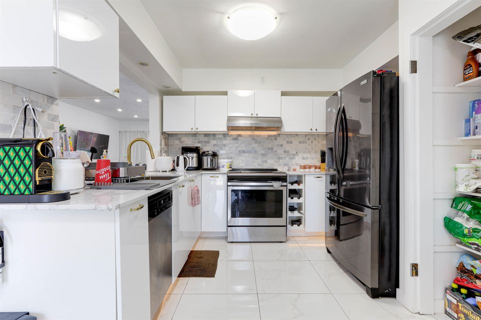 Photo 10 at 2611 E 48th Avenue, Killarney VE, Vancouver East