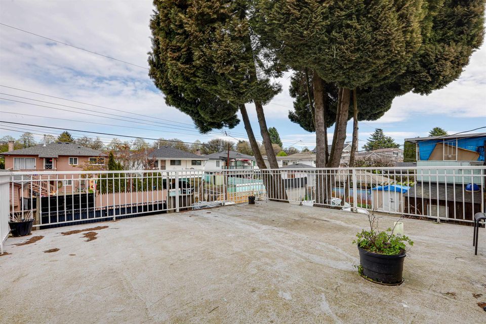 Photo 24 at 2611 E 48th Avenue, Killarney VE, Vancouver East