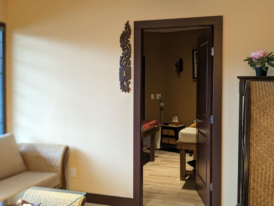 Photo 9 at 1 - 22722 Lougheed Highway, East Central, Maple Ridge