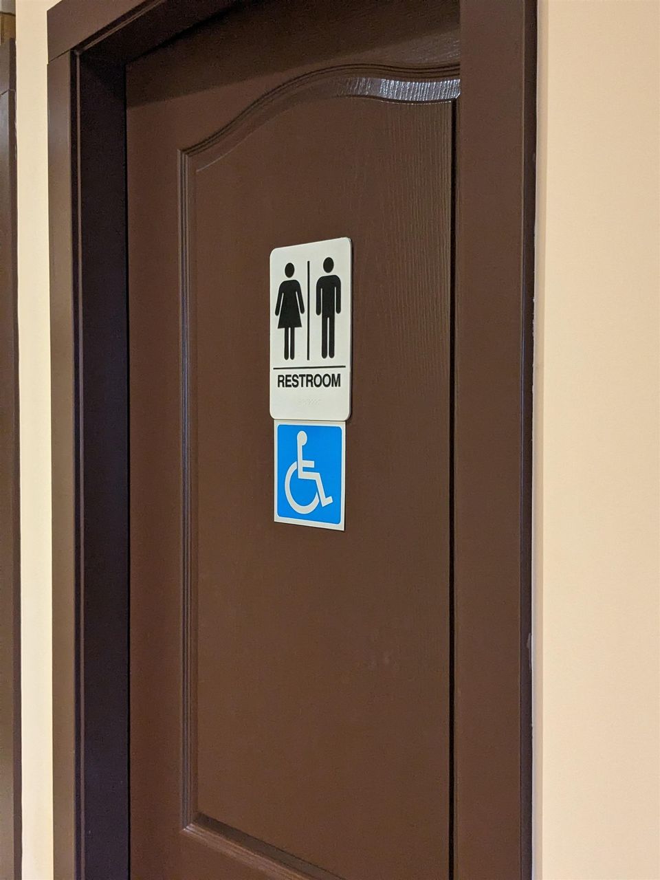 Photo 13 at 1 - 22722 Lougheed Highway, East Central, Maple Ridge