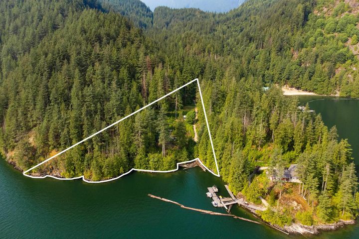 Photo 7 at 4 Christian Cove, North Meadows PI, Pitt Meadows Photo 7 at 4 Christian Cove, North Meadows PI, Pitt Meadows