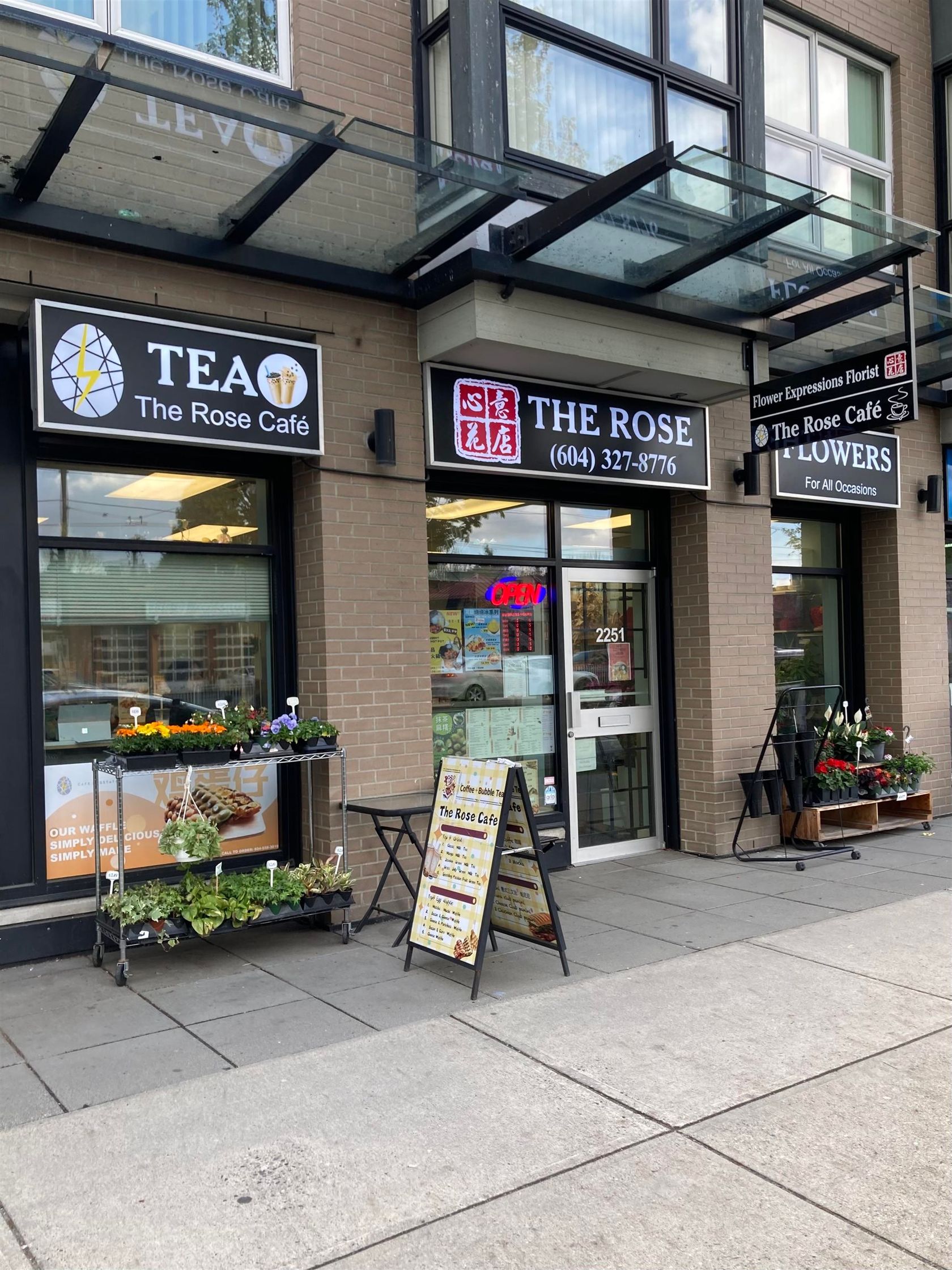 2251 Kingsway, Victoria VE, Vancouver East 