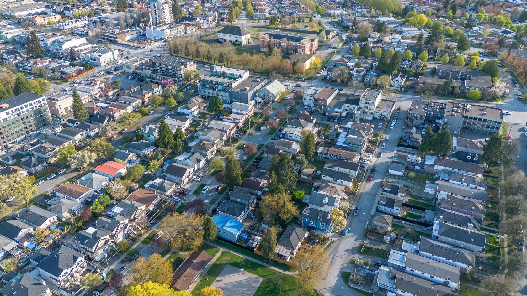 5355-mckinnon-street-collingwood-ve-vancouver-east-04.jpg