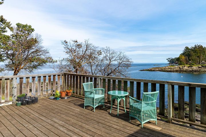 Photo 4 at 581 Bayview Drive, Mayne Island, Islands-Van. & Gulf